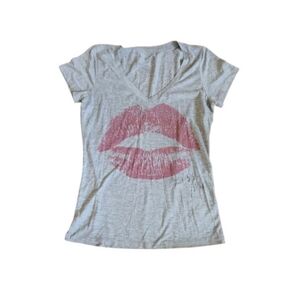 Forever 21 Gray Graphic Fitted T-Shirt Size Small Made In USA